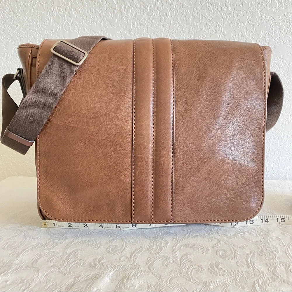 Tod’s Leather Messenger Flap Bag